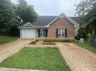 128 Walton Village Dr, Hendersonville, TN 37075