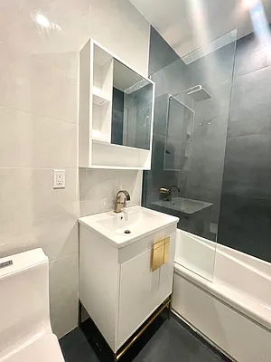 Rented by Doorway NYC, LLC | media 21