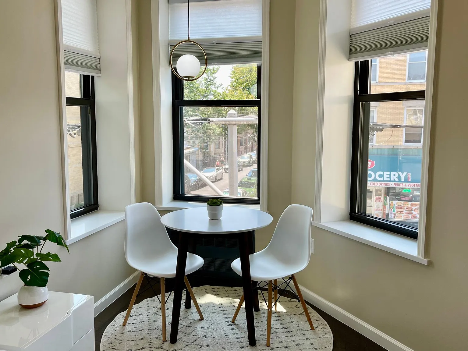 7219 Forest Ave — Photo 1