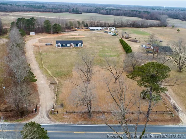 9109 Chickenfoot Rd, Saint Pauls, NC 28384