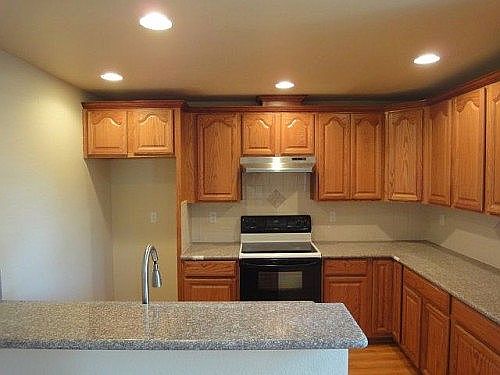 2nd image of 788 Warring Dr APT 1