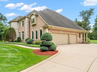 50957 Park Ridge Ct, Granger, IN 46530