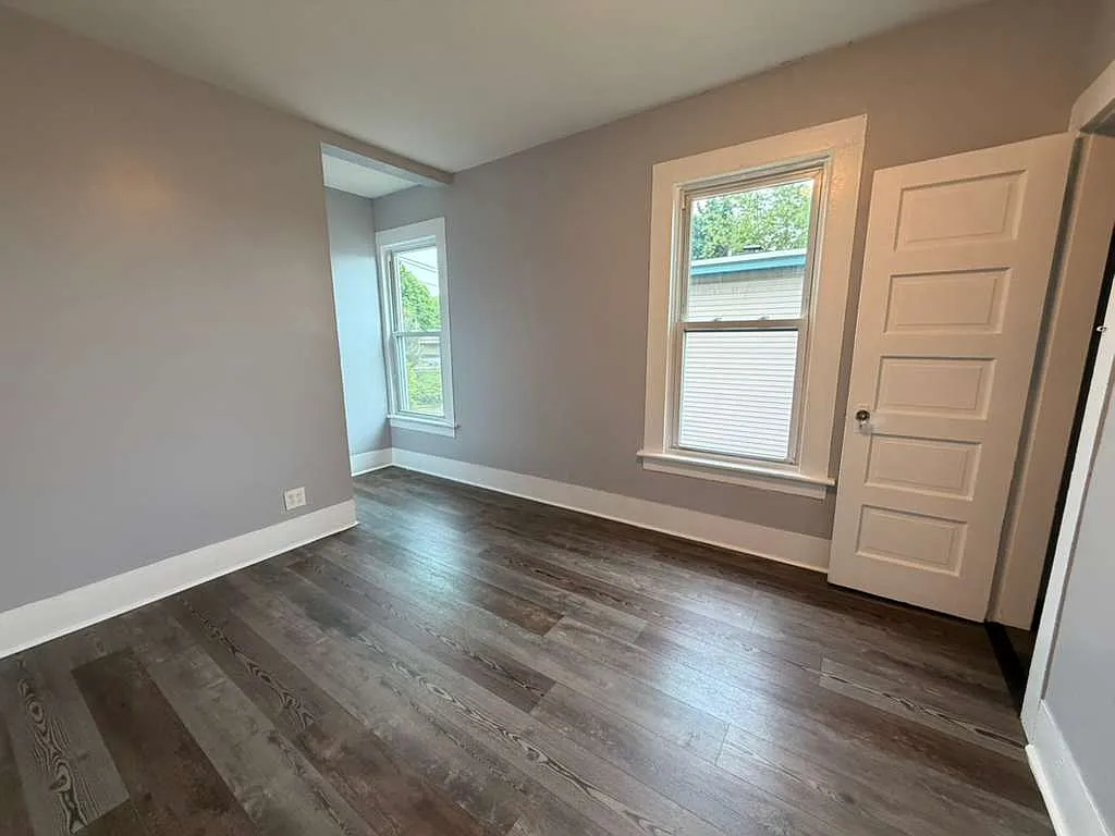 2 bed, $1,525 — Photo 4