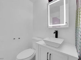 3727 Hazelwood St APT 12, Las Vegas, NV 89119