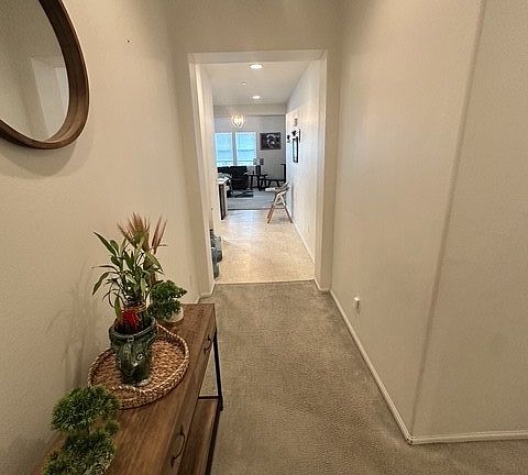 4th image of 37779 Nova Ave