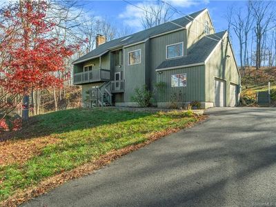 18 Farview Drive, Branford, CT, 06405