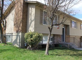 5956 S Blue Stone Cir, Murray, UT 84123