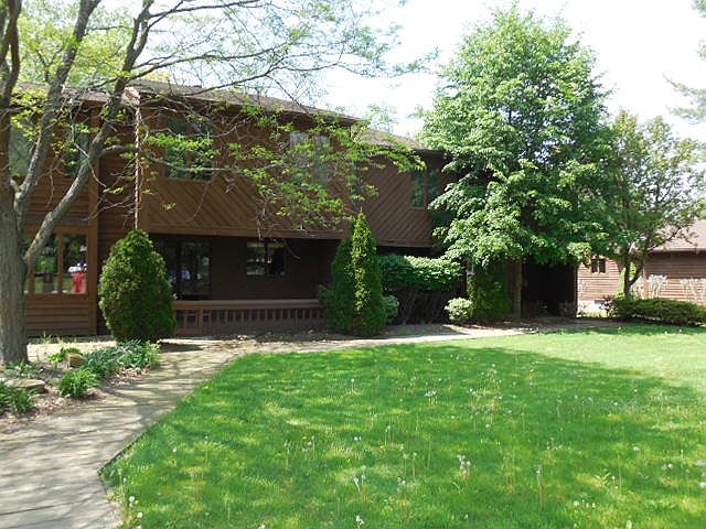 1st image of 4468 Devonshire Dr #C