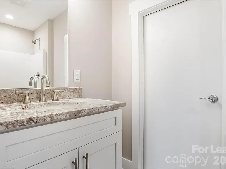 48 Creekside View Dr — Photo 22