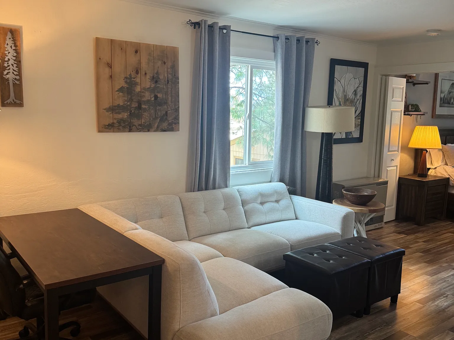 1 bed, 600 sqft, $2,400 — Photo 2