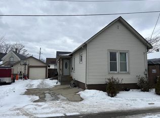 1120 Hartman Ct, Racine, WI 53404