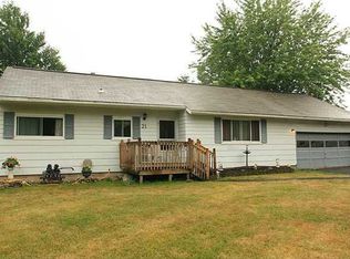 21 Crimson Bramble Rd, Rochester, NY 14623