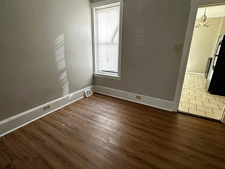 5412 Wyalusing Ave — Photo 10