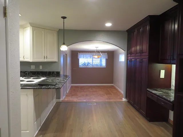 499 Capri Cir — Photo 9