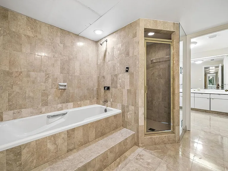 101 Westcott St #305 — Photo 17