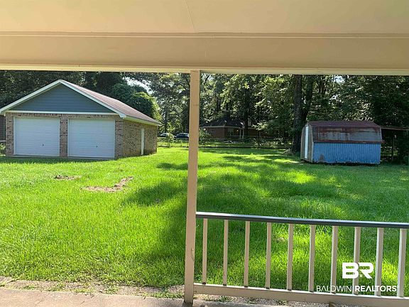 3rd image of 1612 Erdman Ave