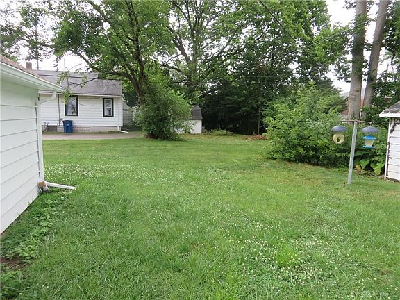 4th image of 305 Ashwood Ave