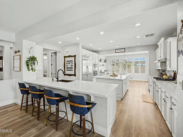 13091 W CHUCKS Avenue, Peoria, AZ 85383