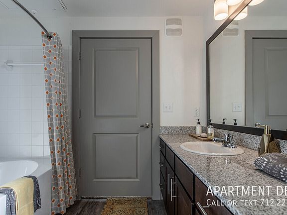 3rd image of 1556 Crescent Pointe Pkwy #1719