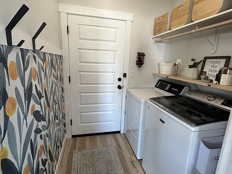 1492 N Porter Ln — Photo 10