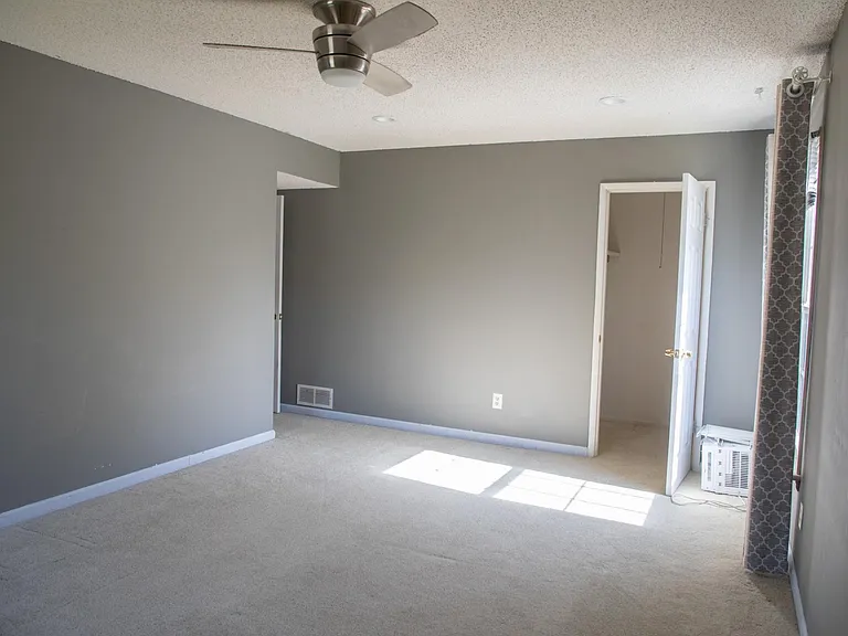 15579 Country Ridge Dr — Photo 14