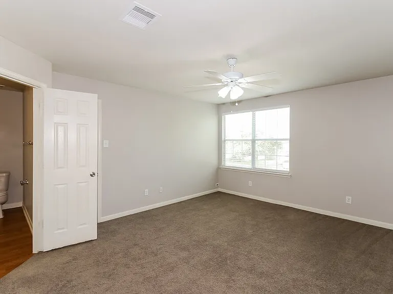 4607 Wheatstone Ct — Photo 10