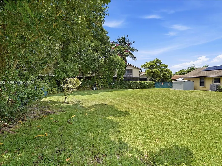 7196 SW 22nd Pl #7196 — Photo 23