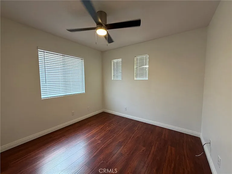 5569 Hunt Club Dr — Photo 25