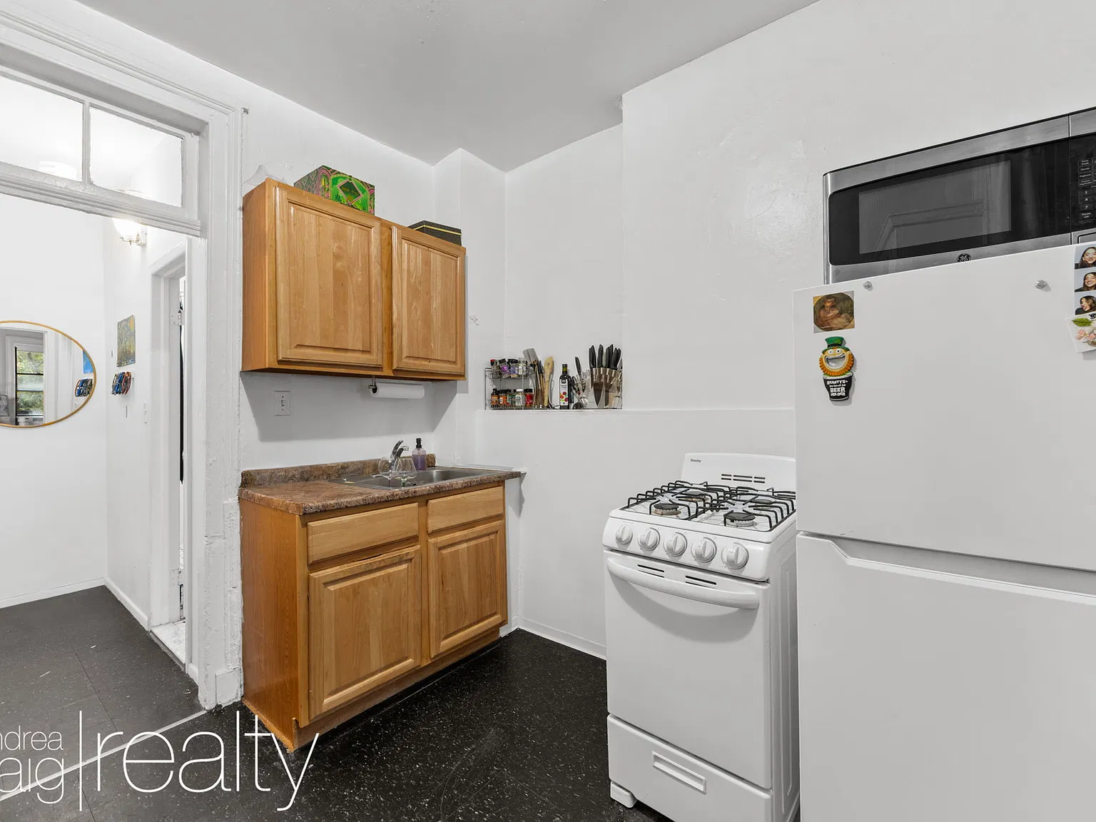 219 East 26th Street — Photo 3