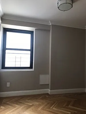 Rented by UES Management | media 34