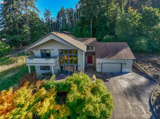747 Holbrook Ln, Creswell, OR 97426