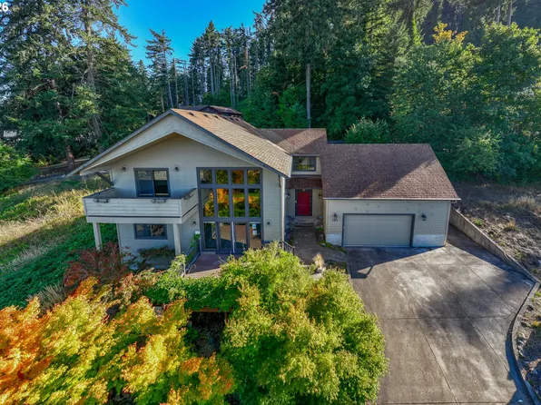 747 Holbrook Ln, Creswell, OR 97426