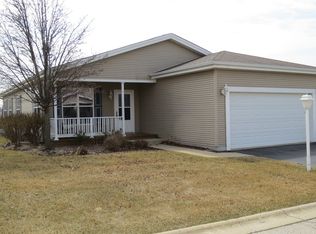 3304 Stakes Ln, Grayslake, IL 60030