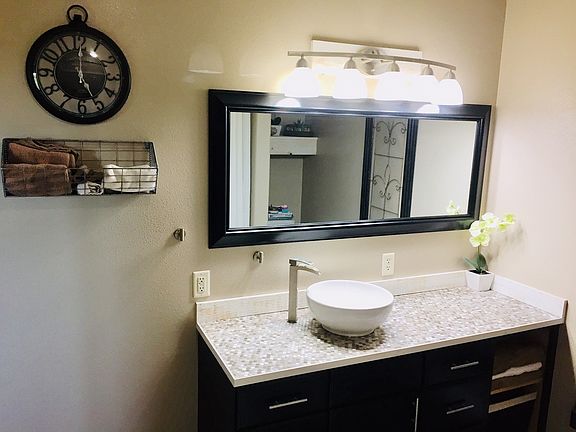 Master Vanity