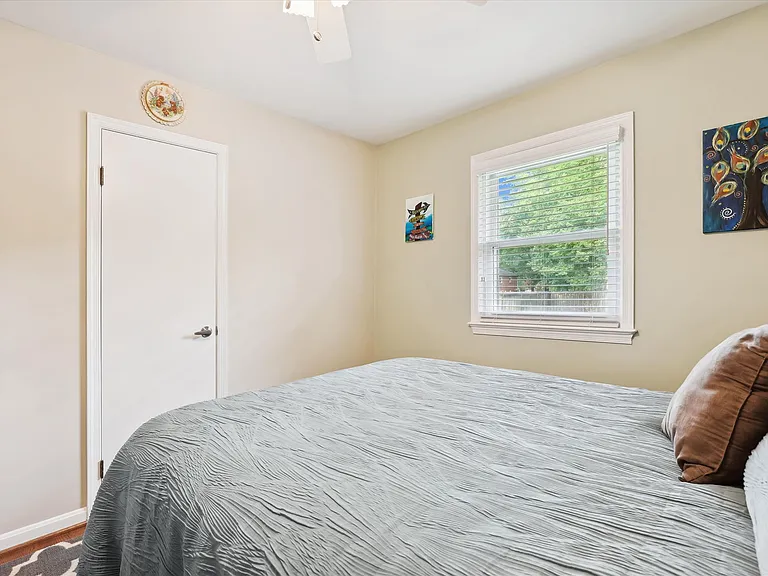 8319 Orville St — Photo 22