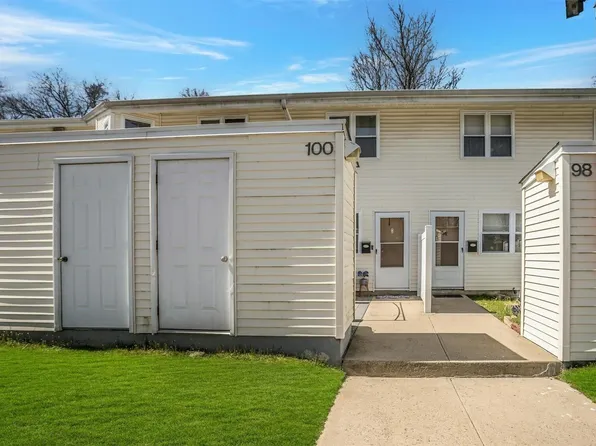 100 N Townhouse Road #100, Huntington Station, NY 11746