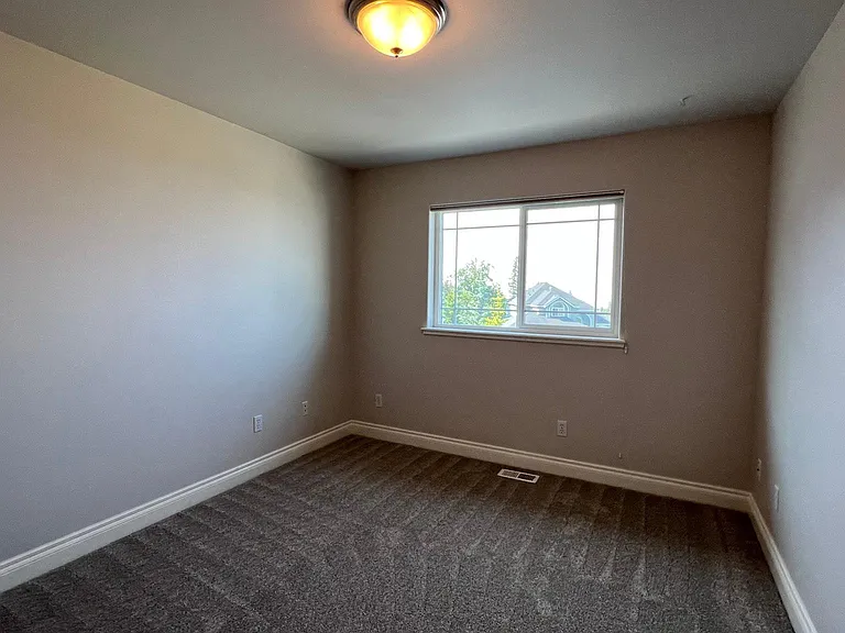 16107 Grand Bluff Cir — Photo 20
