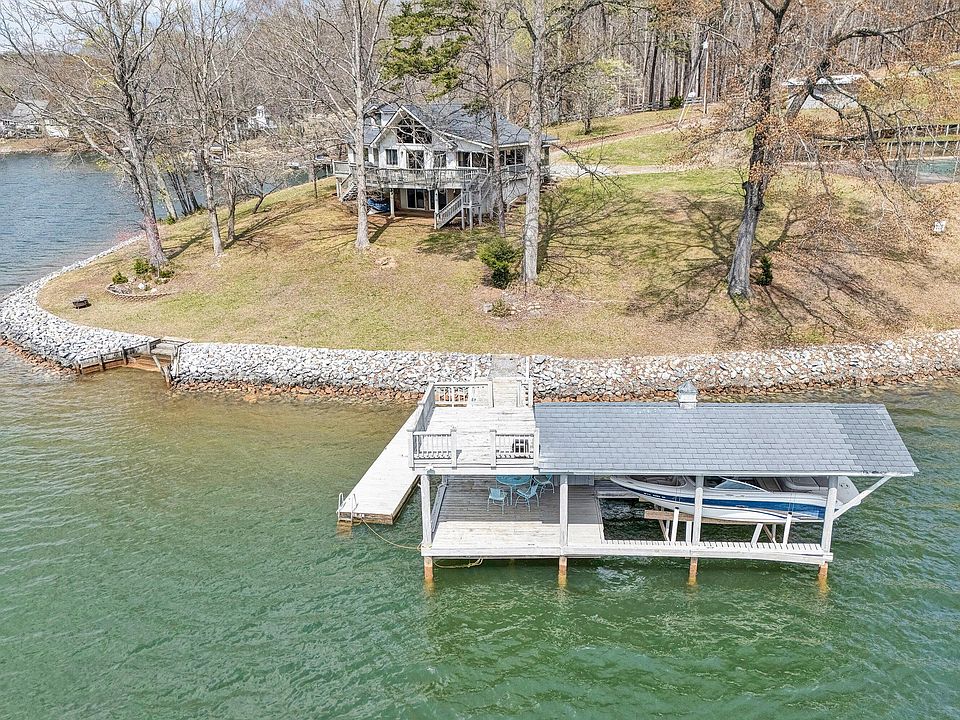 1st image of 1154 Acorn Dr