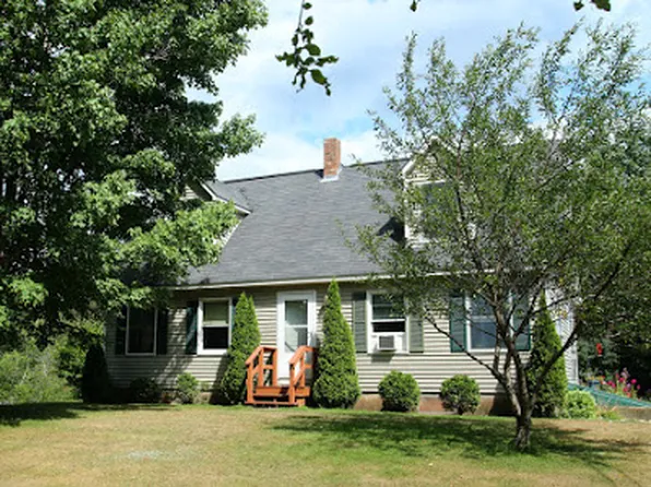 25 McGuire Ln, Haverhill, NH 03765