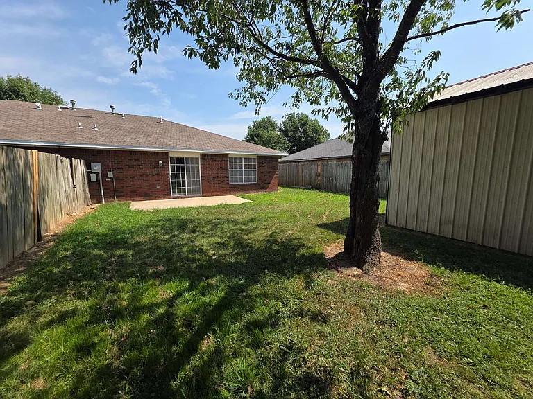 2723 Kasey Ave #B — Photo 13