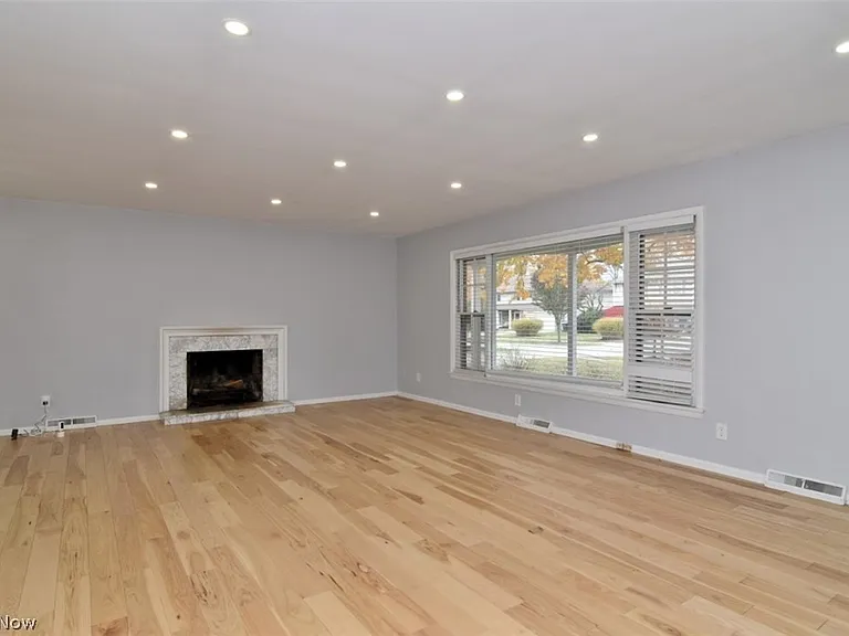 23310 Wendover Dr — Photo 5