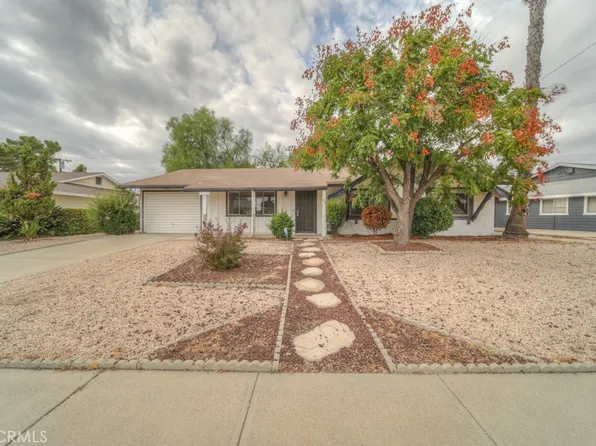 26790 Oakmont Dr, Sun City, CA 92586