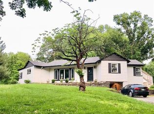 103 NE 43rd Ter, Kansas City, MO 64116