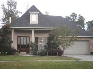 2349 Cours Carson St, Mandeville, LA 70448