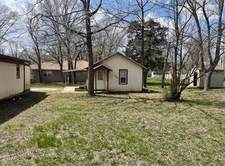 733 & 739 S Glenn Ave, Springfield, MO 65802