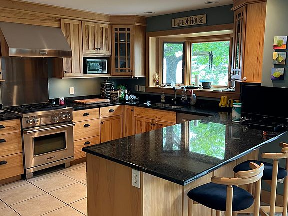3rd image of 4768 Juniper Dr