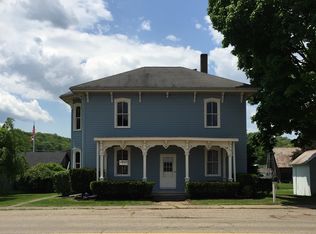 809 Chestnut St, Dresden, OH 43821