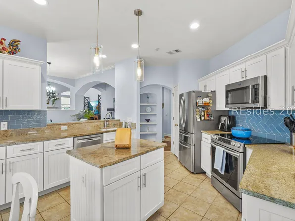 4 Indigo Run Dr APT 3020, Hilton Head Island, SC 29926