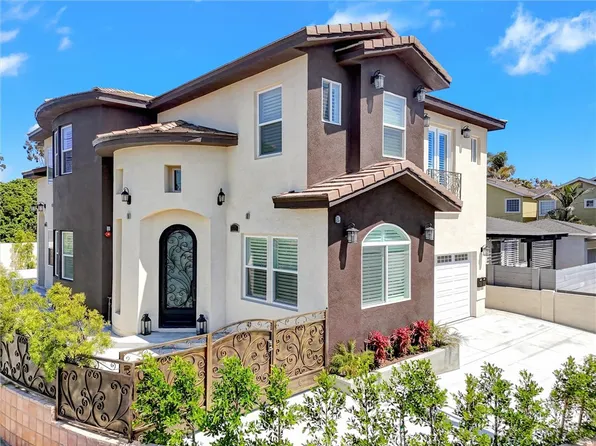 19002 Delaware St, Huntington Beach, CA 92648
