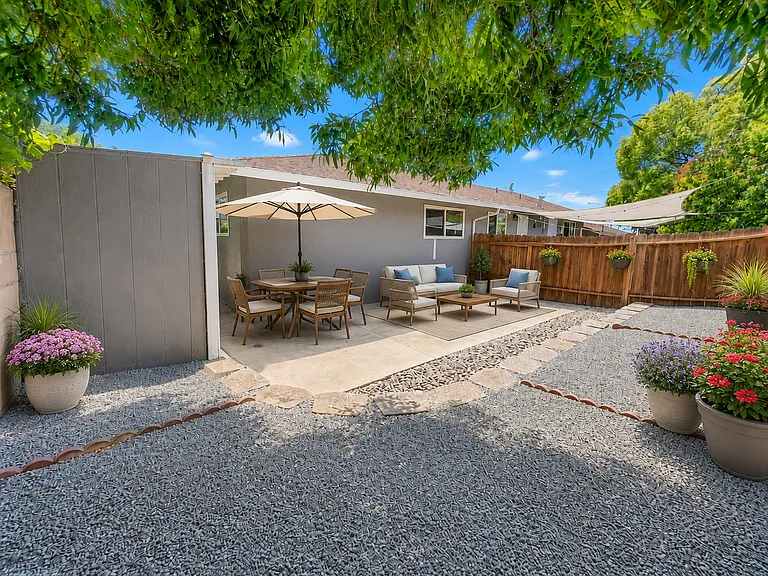 844 Benicia Rd — Photo 12